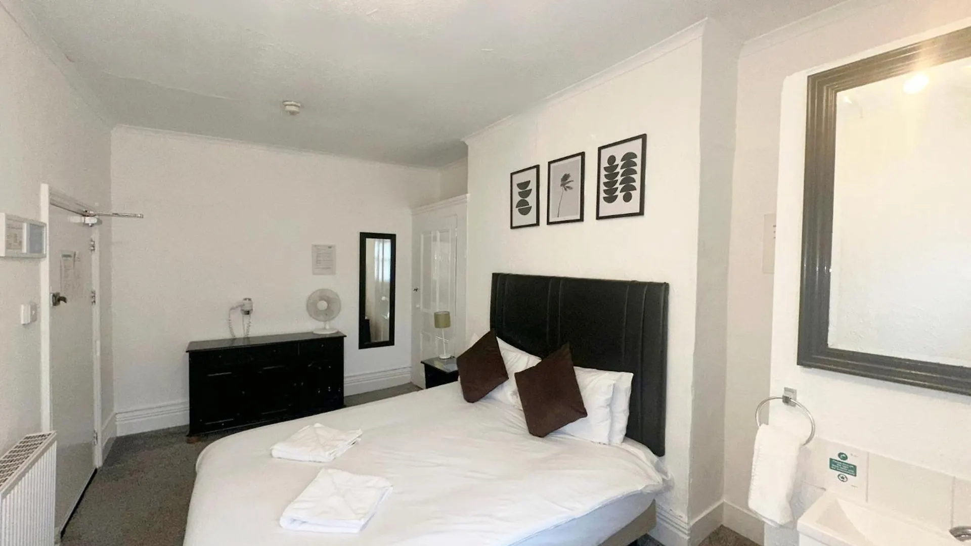 Kipps Brighton Hotel Guest house